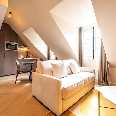 Mbm - Luxury In Marais *