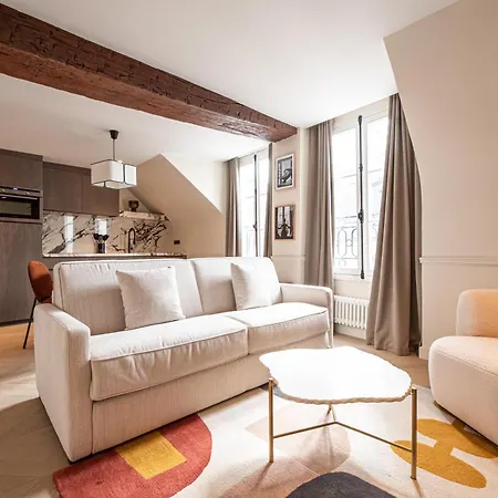 Mbm - Luxury In Marais